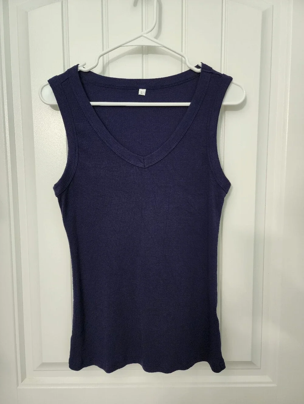 Anrabess Women's V Neck Ribbed Knit Slim Fit Tank Top in Navy Blue, Size Large - Picture 2 of 6